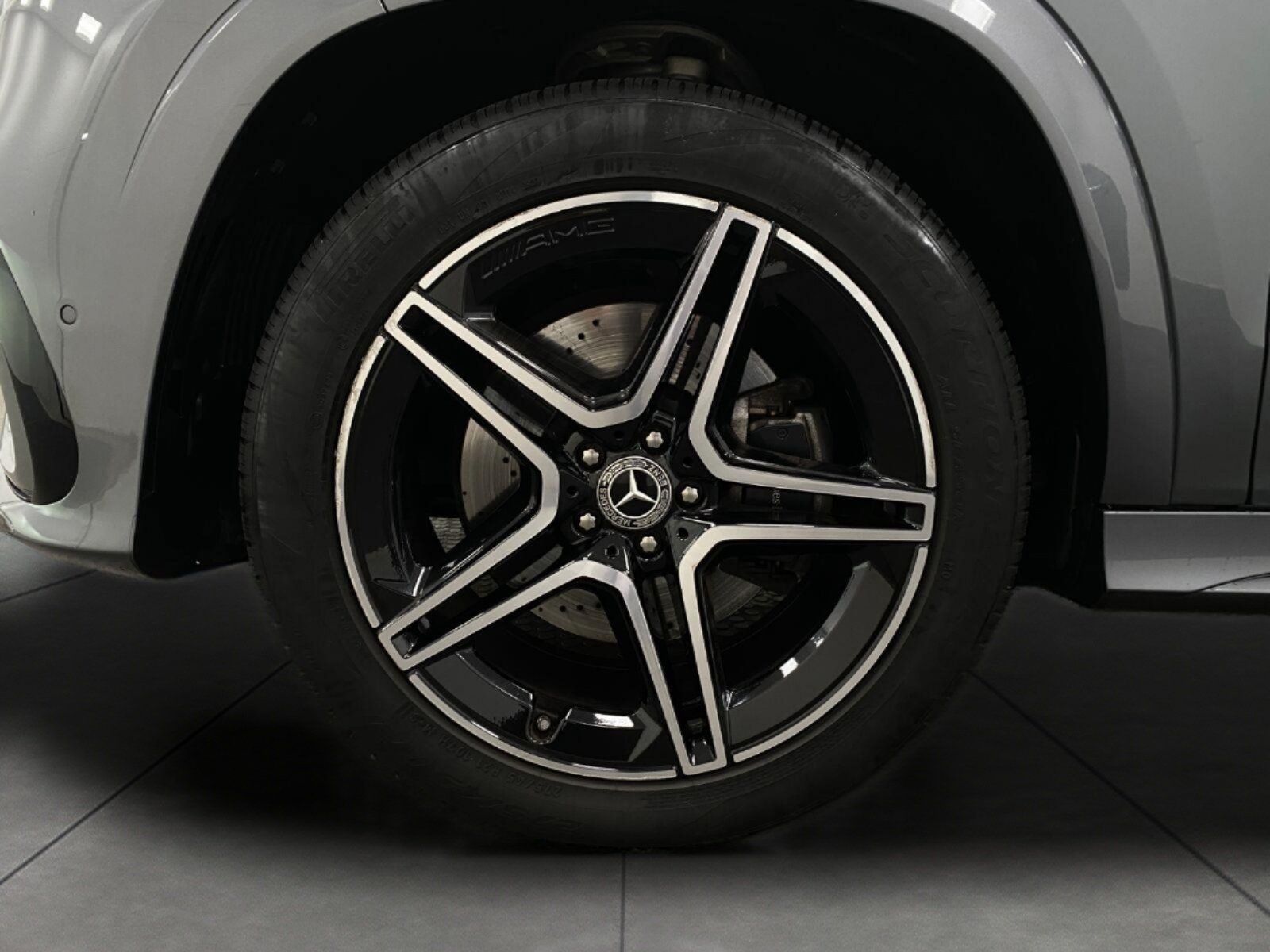Certified 2024 Mercedes-Benz GLS 450 4MATIC image 12