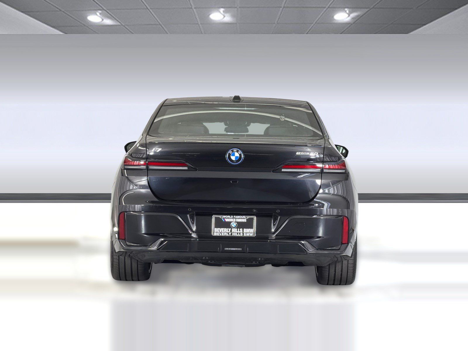 Used 2026 BMW i7 eDrive50 w/ M Sport Package RWD image 10