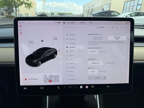 Used 2019 Tesla Model 3 Standard Range Plus image 14