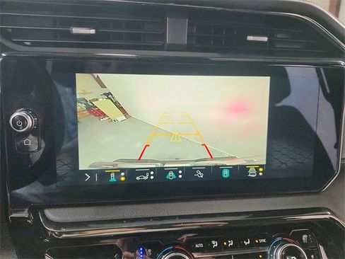 Used 2023 GMC Sierra 1500 AT4 w/ AT4 Preferred Package image 31