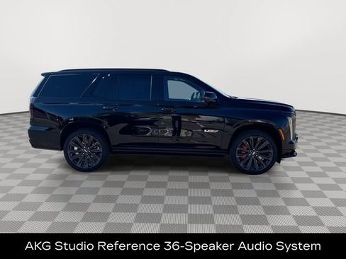 Used 2025 Cadillac Escalade V AWD/4WD image 10