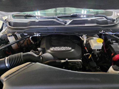 Used 2021 RAM 2500 Tradesman AWD/4WD image 37