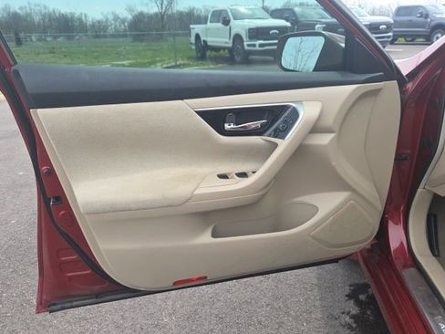 Used 2013 Nissan Altima 2.5 S image 20