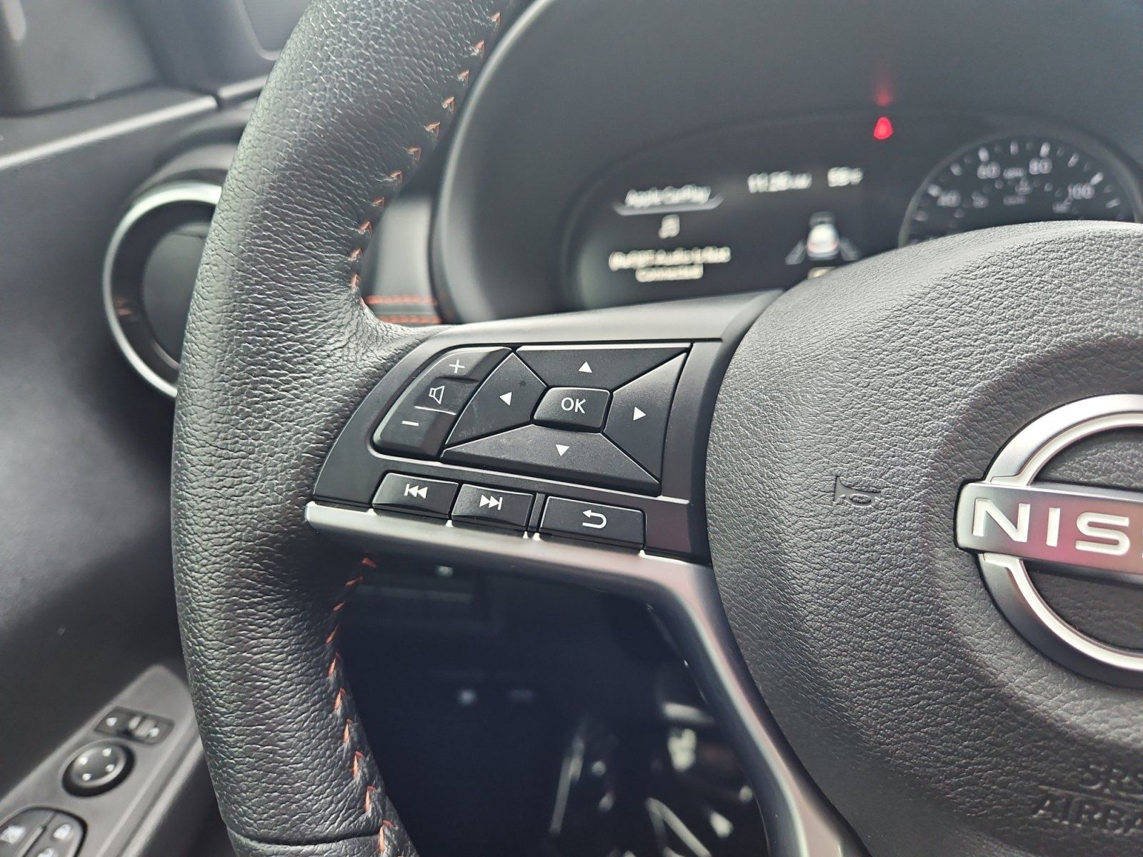 Used 2023 Nissan Kicks SR w/ SR Premium Package FWD image 25