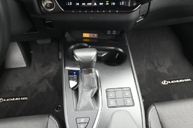 Used 2024 Lexus UX 250h F Sport FWD image 9
