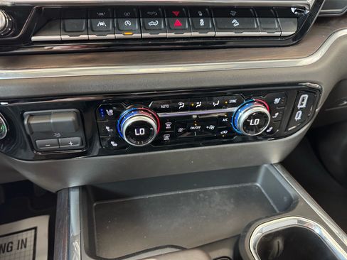Used 2026 GMC Sierra 1500 SLT w/ SLT Premium Package AWD/4WD image 26