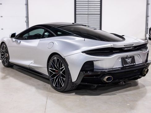 Used 2022 McLaren GT RWD image 7