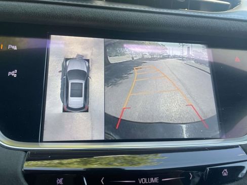 Used 2017 Cadillac XT5 Platinum w/ Driver Assist Package AWD/4WD image 22