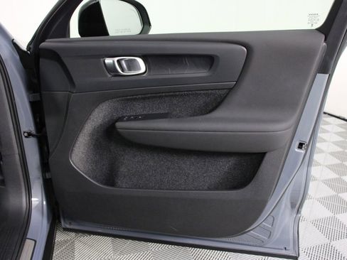 Certified 2023 Volvo C40 P8 Recharge Plus AWD/4WD image 21