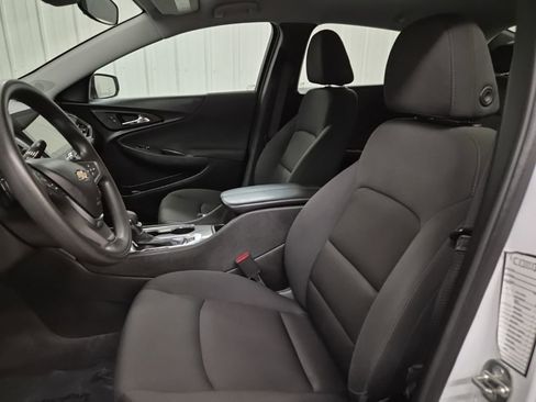 Used 2023 Chevrolet Malibu LT image 13