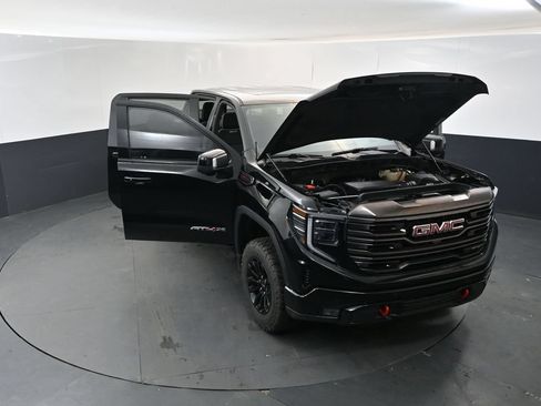 Used 2022 GMC Sierra 1500 AT4X AWD/4WD image 17