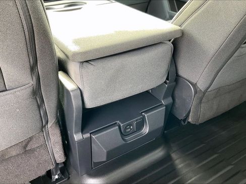 Used 2023 Ford F150 XLT w/ XTR Package image 31