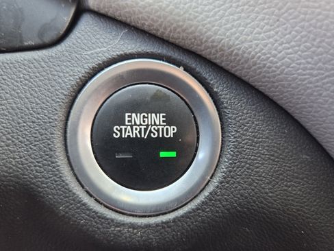 Certified 2024 Chevrolet Equinox LS FWD image 30
