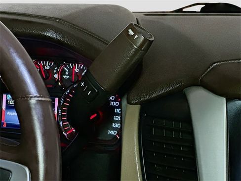 Used 2015 GMC Yukon SLT w/ HD Trailering Package image 32