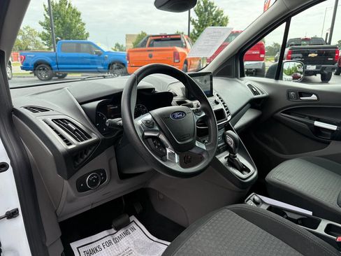 Used 2022 Ford Transit Connect XLT FWD image 14