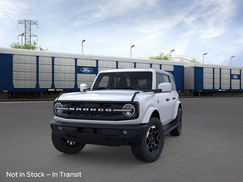 New 2026 Ford Bronco Outer Banks AWD/4WD image 2