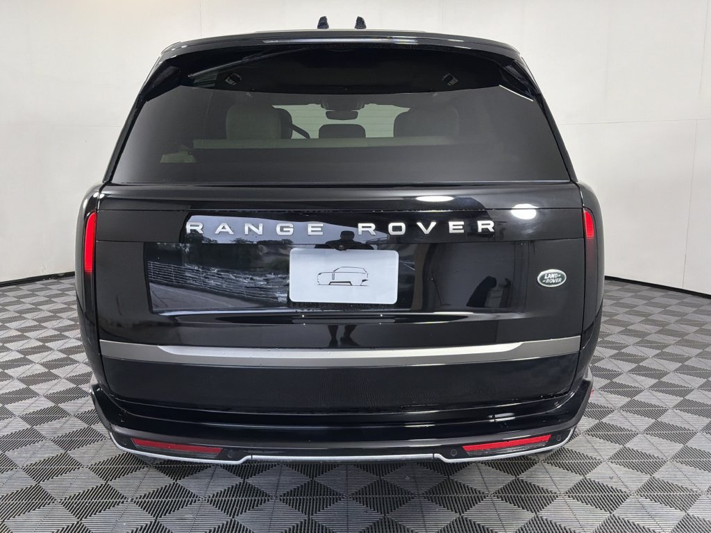 Used 2026 Land Rover Range Rover SE AWD/4WD image 6