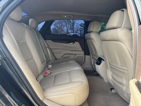 Used 2014 Cadillac XTS FWD image 17