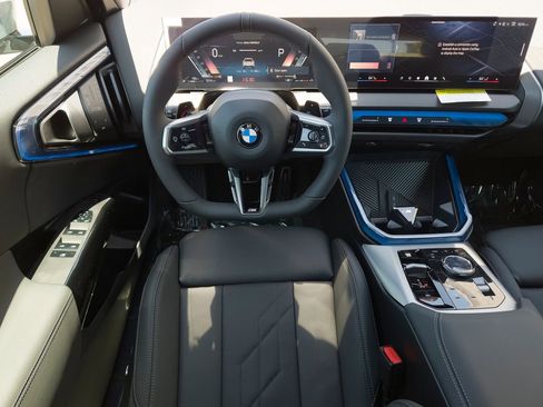 New 2026 BMW X3 xDrive30 w/ M Sport Package AWD/4WD image 16