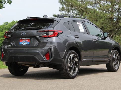 Used 2025 Subaru Crosstrek 2.5i Limited AWD/4WD image 8