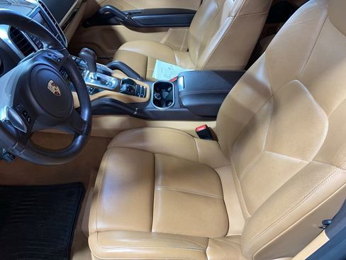 Used 2014 Porsche Cayenne Diesel image 8