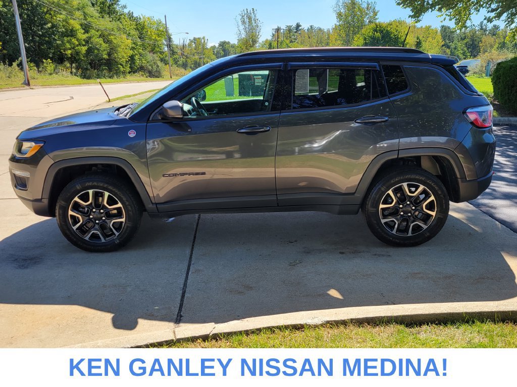 Used 2019 Jeep Compass Trailhawk w/ Popular Equipment Group AWD/4WD image 6