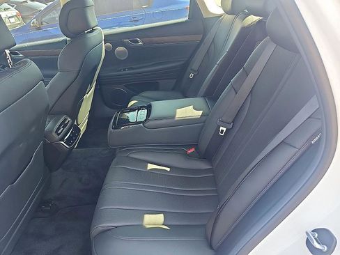 Used 2025 Genesis G80 2.5T Advanced image 31