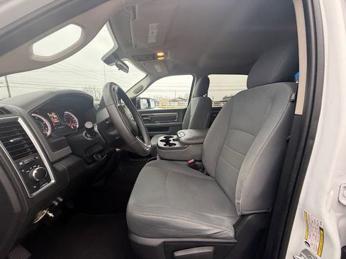 Used 2018 RAM 2500 SLT image 12