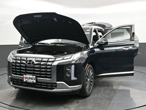 Used 2025 Hyundai Palisade Calligraphy image 56
