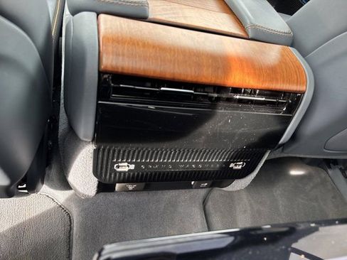 Used 2022 Jeep Grand Wagoneer Series II w/ Convenience Group III image 21