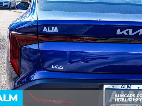 Used 2025 Kia K4 LXS image 13