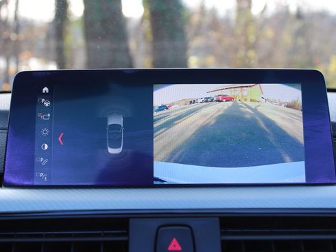 Used 2019 BMW 430i xDrive Convertible w/ Executive Package image 25