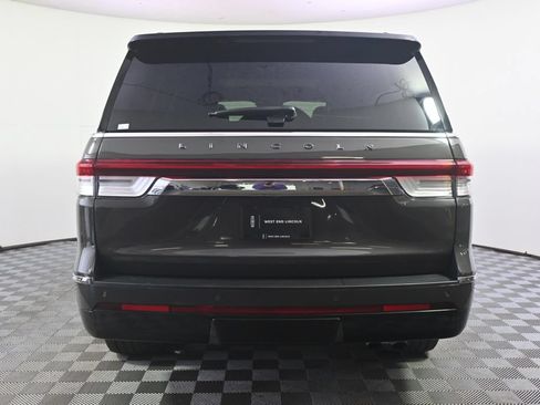 Certified 2024 Lincoln Navigator Black Label AWD/4WD image 5