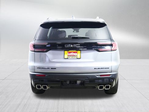 Used 2025 GMC Acadia Elevation w/ Elevation Premium Package image 6