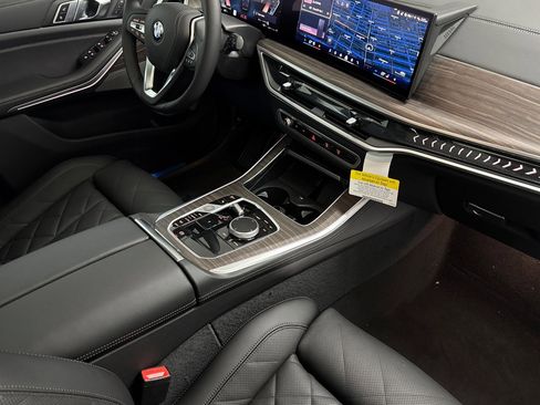 Used 2026 BMW X5 xDrive40i w/ Climate Comfort Package AWD/4WD image 27