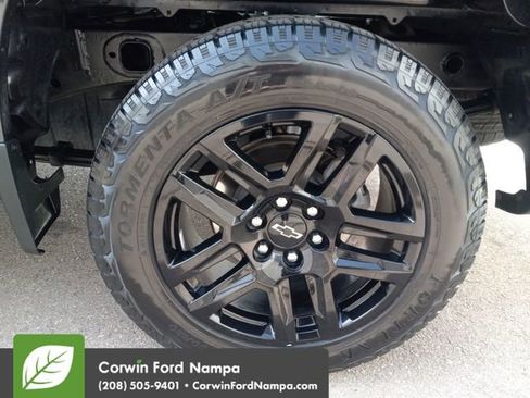 Used 2022 Chevrolet Silverado 1500 Custom image 30