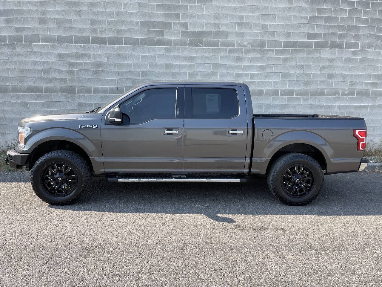 Used 2018 Ford F150 XLT w/ Equipment Group 302A Luxury AWD/4WD image 5