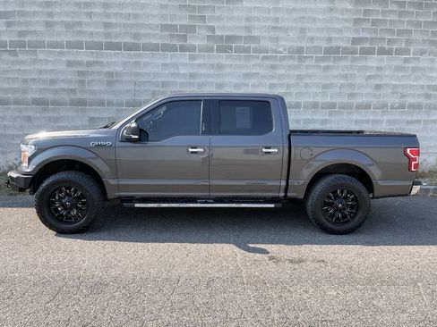Used 2018 Ford F150 XLT w/ Equipment Group 302A Luxury AWD/4WD image 5