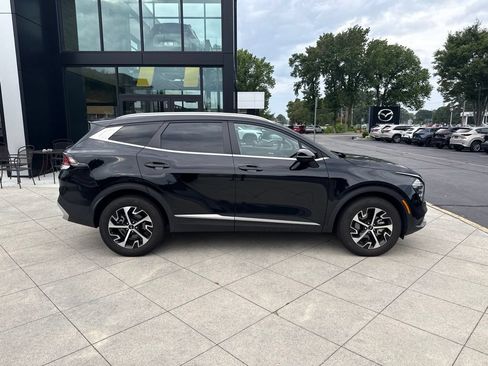 Used 2025 Kia Sportage EX AWD/4WD image 5