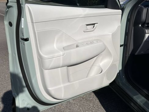 New 2027 Hyundai Kona SEL Sport FWD image 12