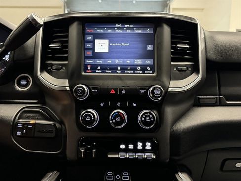 Used 2019 RAM 2500 Big Horn w/ Black Appearance Package AWD/4WD image 36