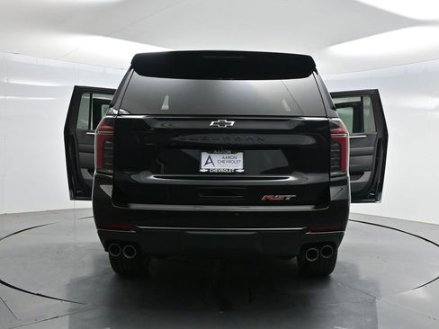 Used 2025 Chevrolet Suburban RST AWD/4WD image 44