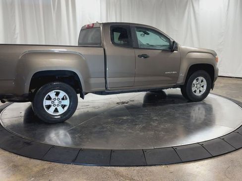Used 2015 GMC Canyon W/T w/ Convenience Package image 2