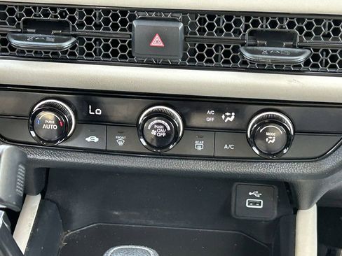 Used 2025 Honda HR-V LX image 15
