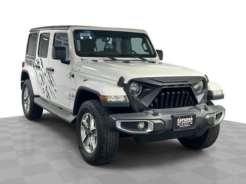 Used 2019 Jeep Wrangler Unlimited Sahara AWD/4WD image 1