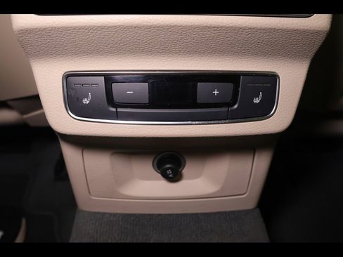 Used 2018 Audi Q5 2.0T Premium Plus w/ Premium Plus Package image 22