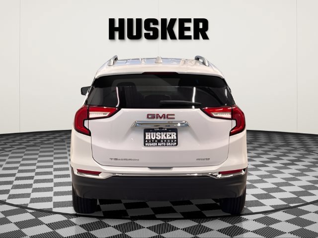 Certified 2024 GMC Terrain SLT AWD/4WD image 5