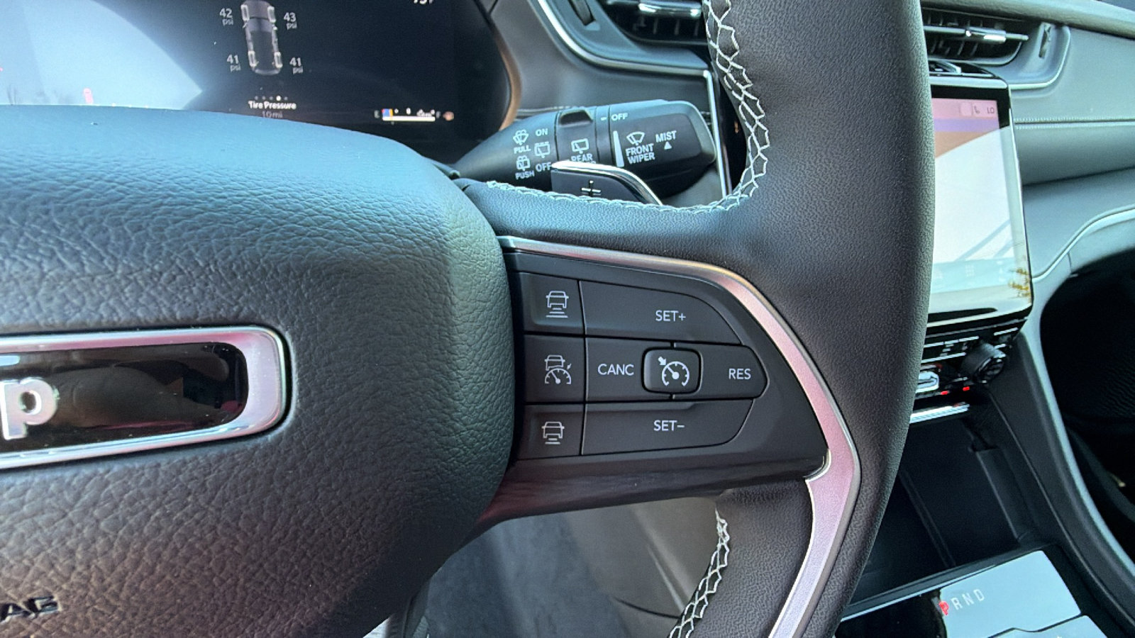 New 2027 Jeep Grand Cherokee Laredo X AWD/4WD image 23