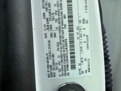 Used 2020 Ford Escape SEL image 34