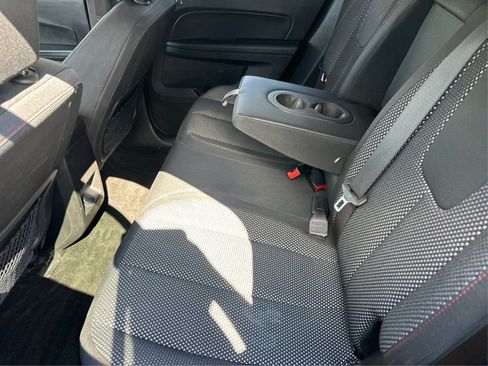 Used 2017 Chevrolet Equinox LT w/ Convenience Package FWD image 12